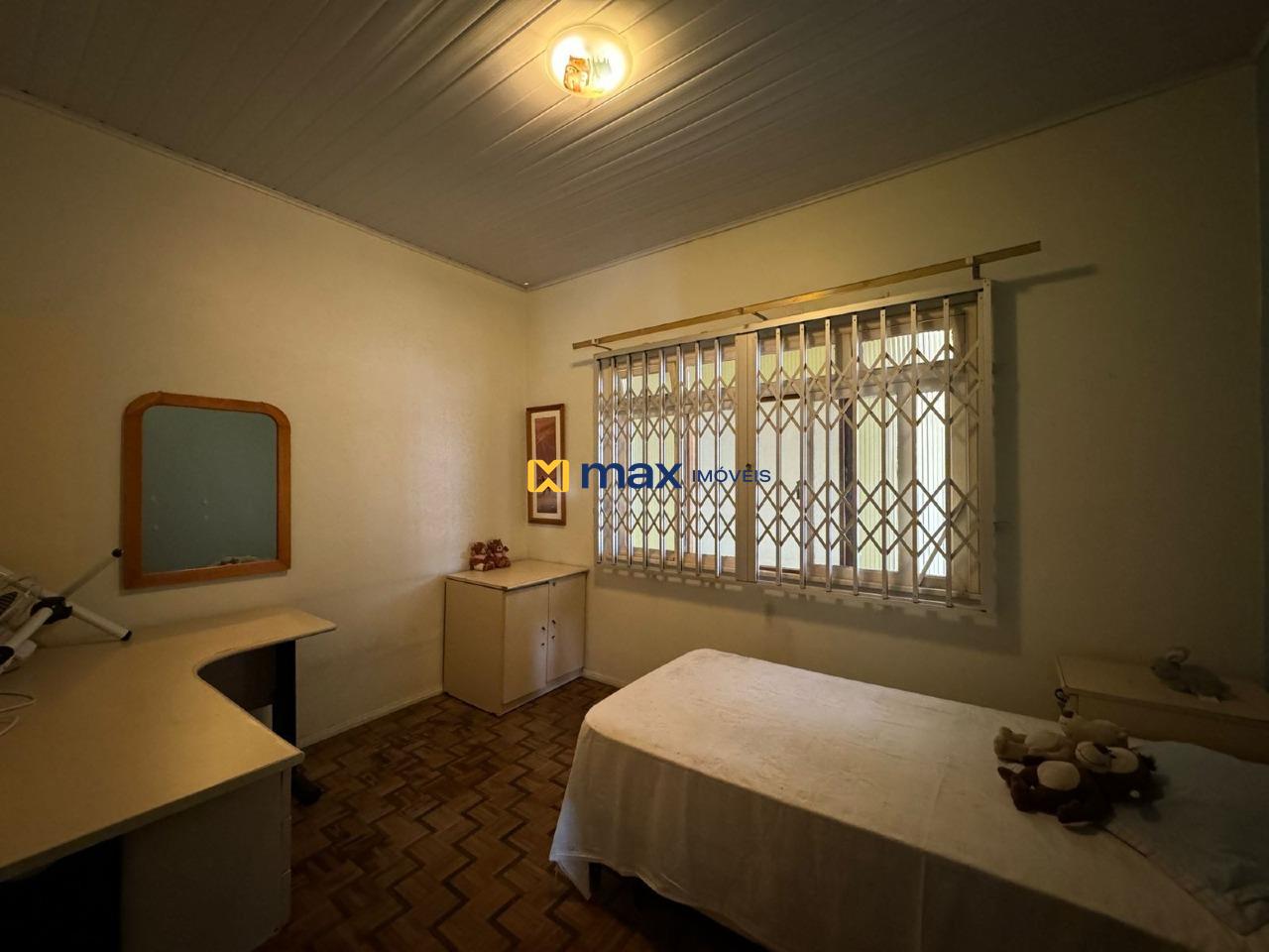 Casa à venda no Centro: 