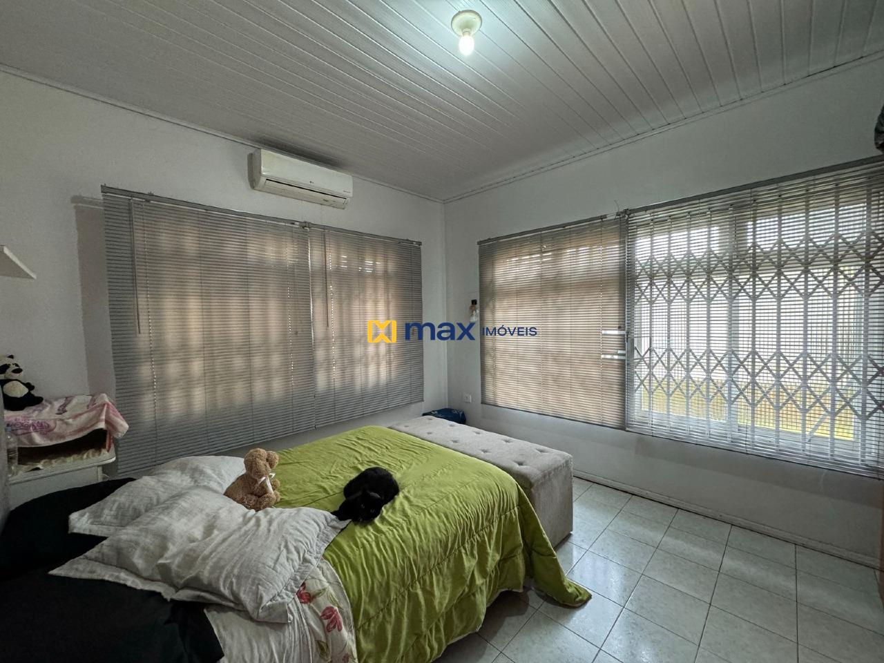 Casa à venda no Centro: 