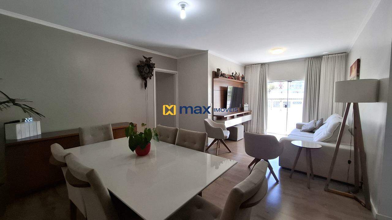 Apartamento à venda no Centro: Living integrado