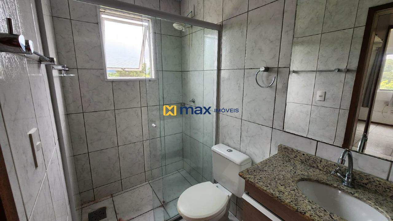 Apartamento à venda no Itaipava: Banheiro social