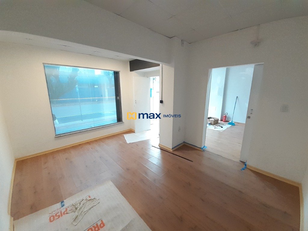 Casa Comercial à venda no Centro: Sala 1