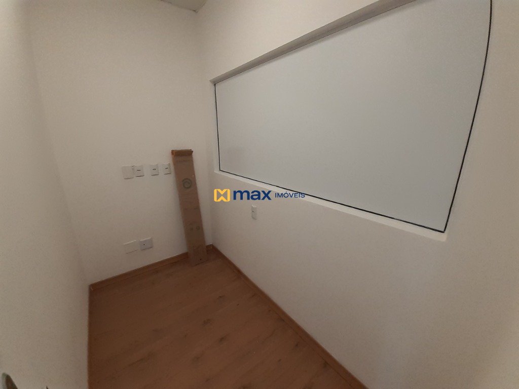 Casa Comercial à venda no Centro: Sala 2