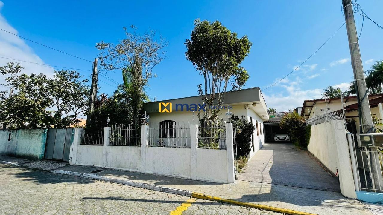 Casa à venda no São João: Fachada