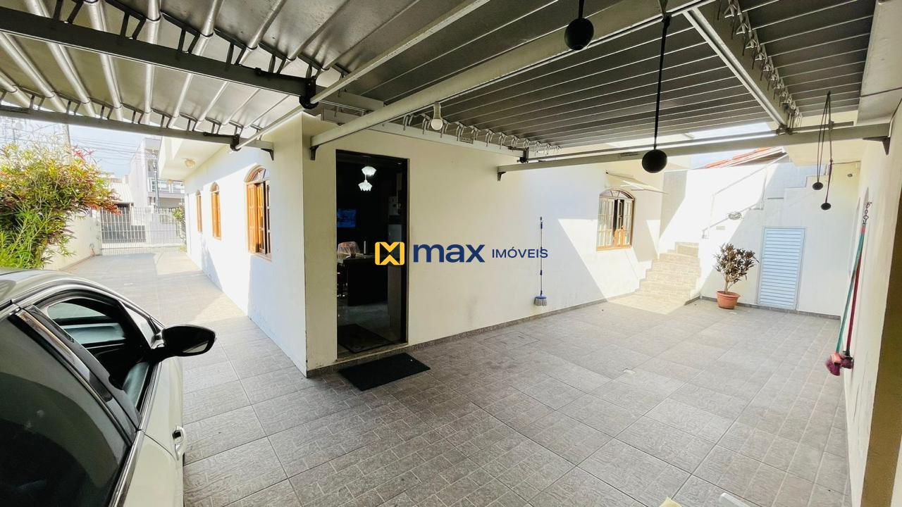 Casa à venda no São João: Entrada