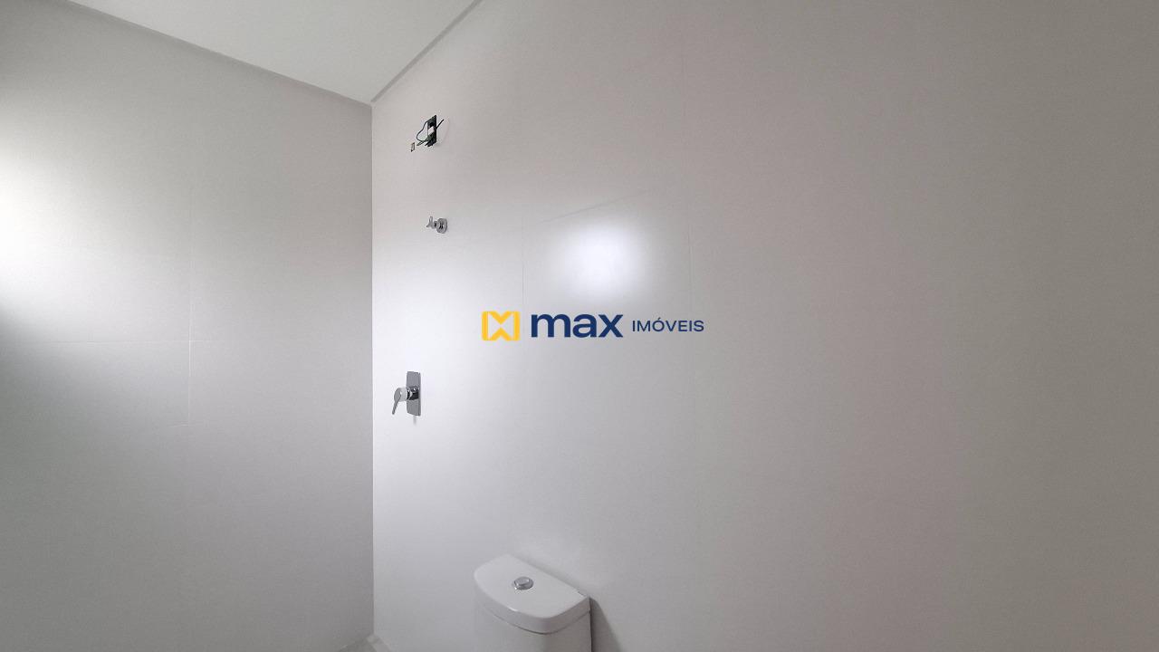 Casa à venda no Centro: Banheiro suíte 3