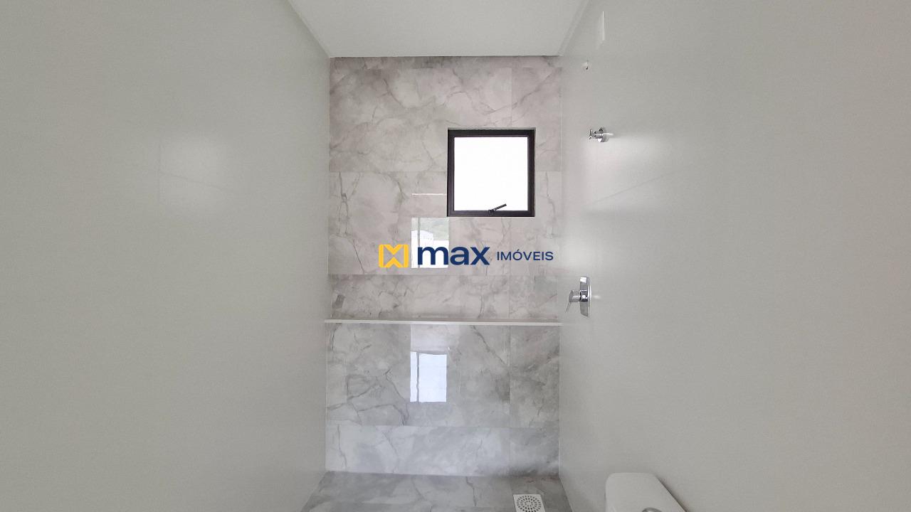 Casa à venda no Centro: Banheiro suíte 2