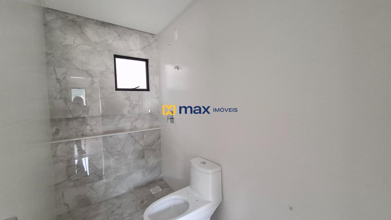 Casa à venda no Centro: Banheiro suíte 2