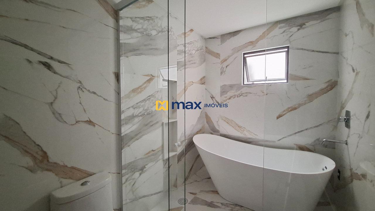 Casa à venda no Centro: Banheiro suíte 1