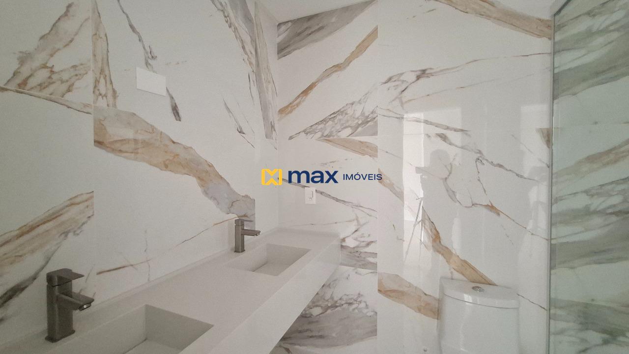 Casa à venda no Centro: Banheiro suíte 1