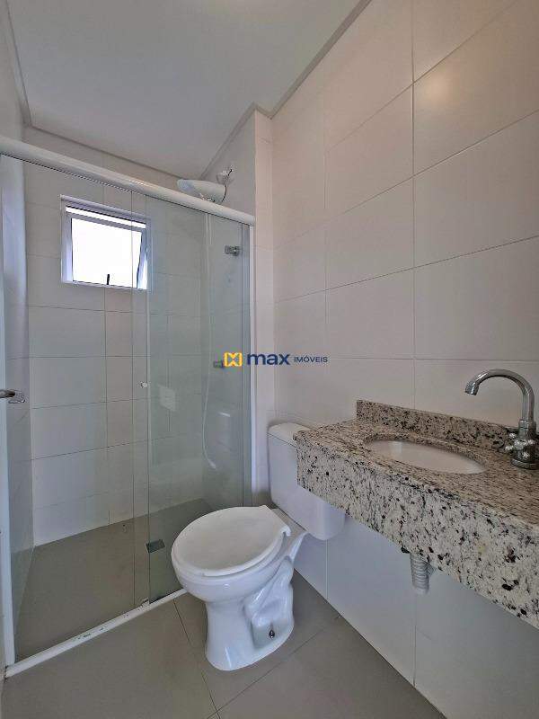 Apartamento à venda no Areias: banheiro social