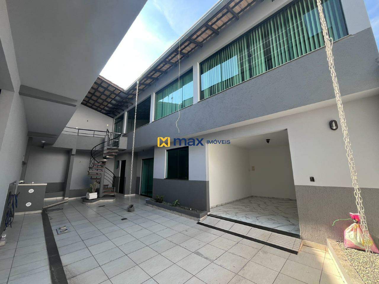 Casa à venda no Centro:
