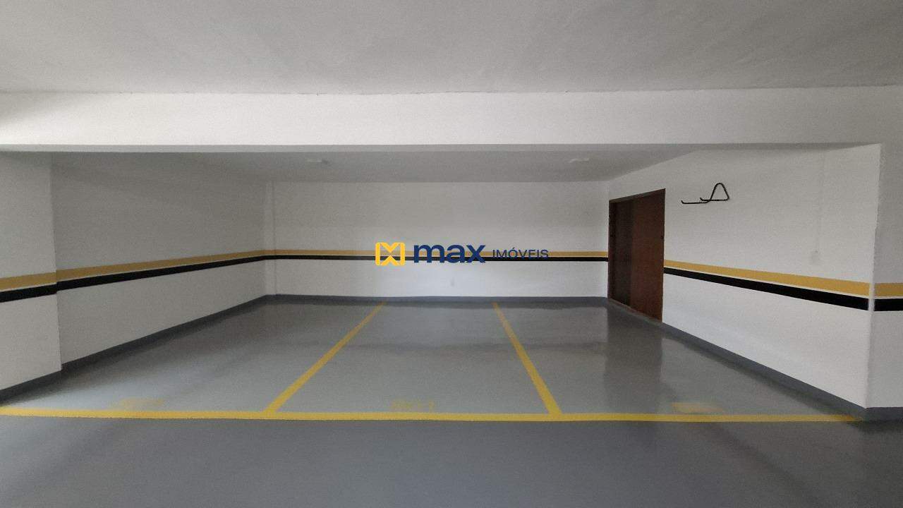 Apartamento à venda no Fazenda: Vagas de garagem