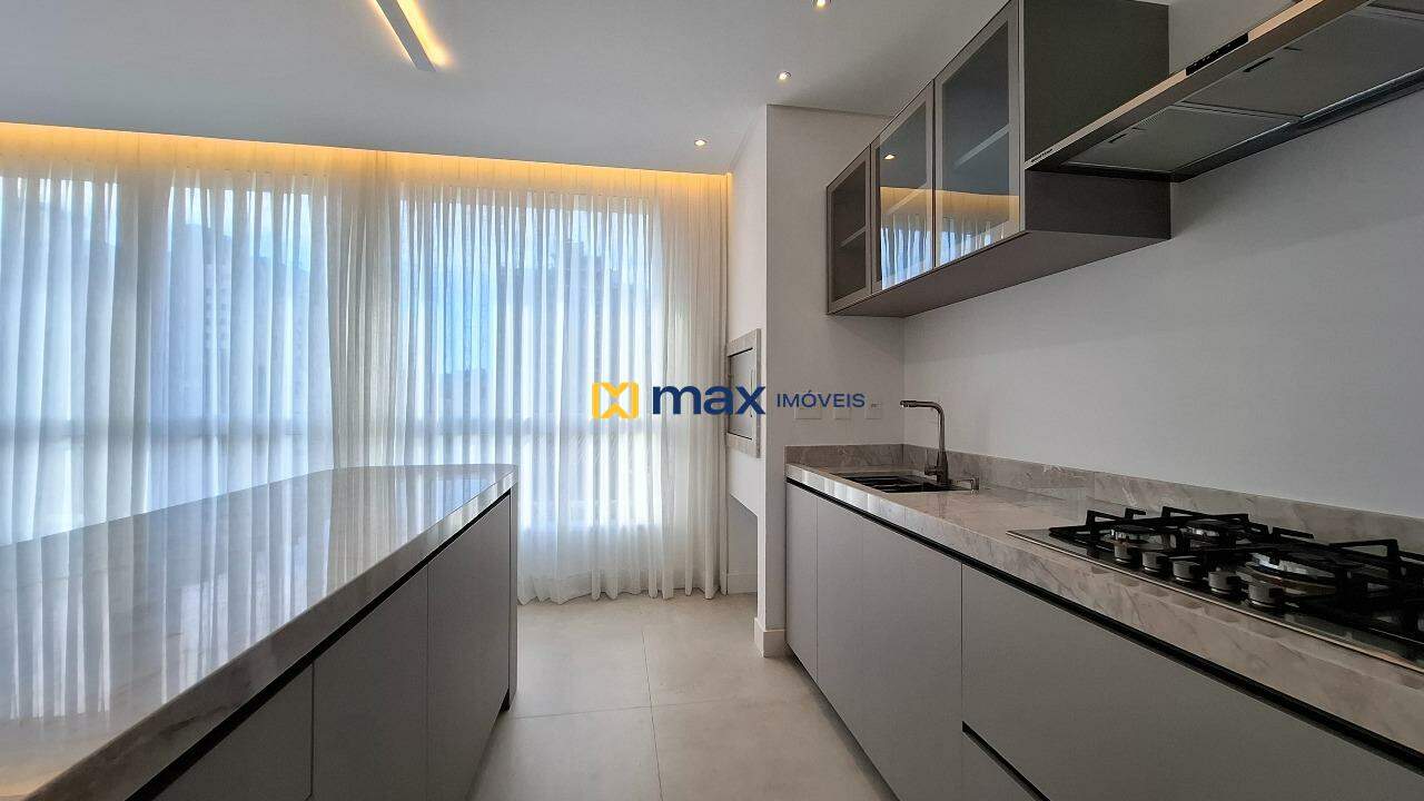Apartamento à venda no Praia Brava: Cozinha