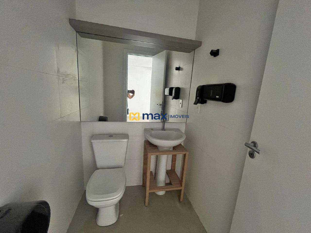 Sala para aluguel no Centro: 