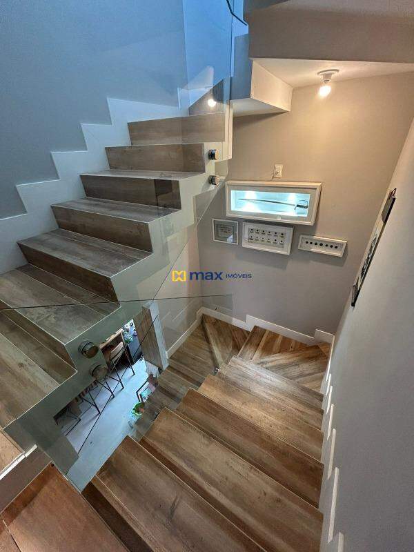 Casa à venda no Centro: