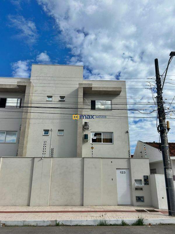 Casa à venda no Centro: