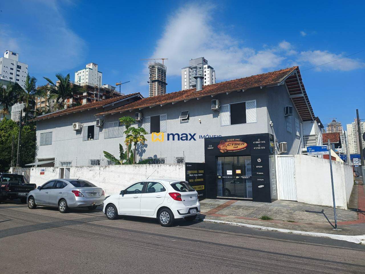 Casa à venda no Centro: 