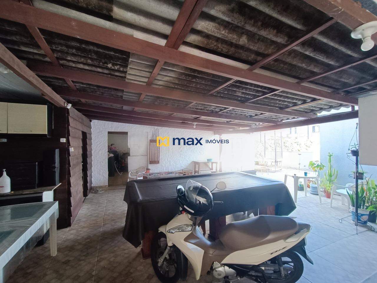 Casa à venda no Centro: 