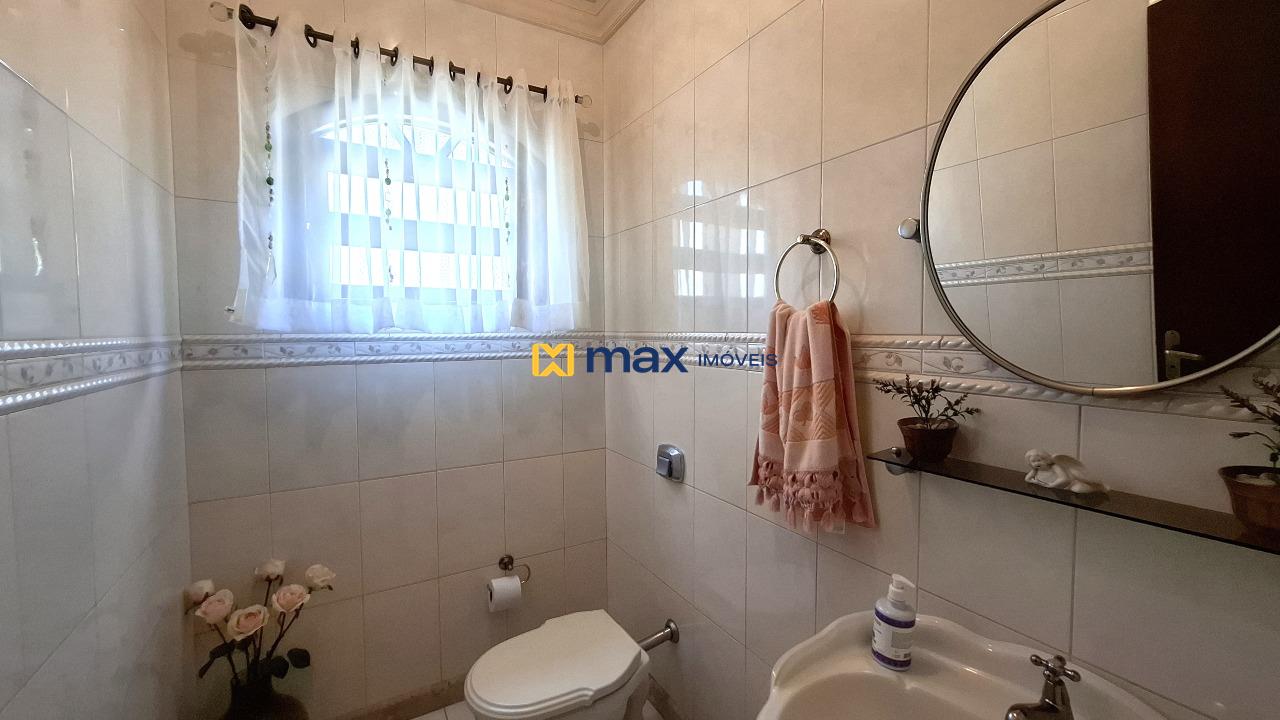 Casa à venda no Ressacada: Lavabo