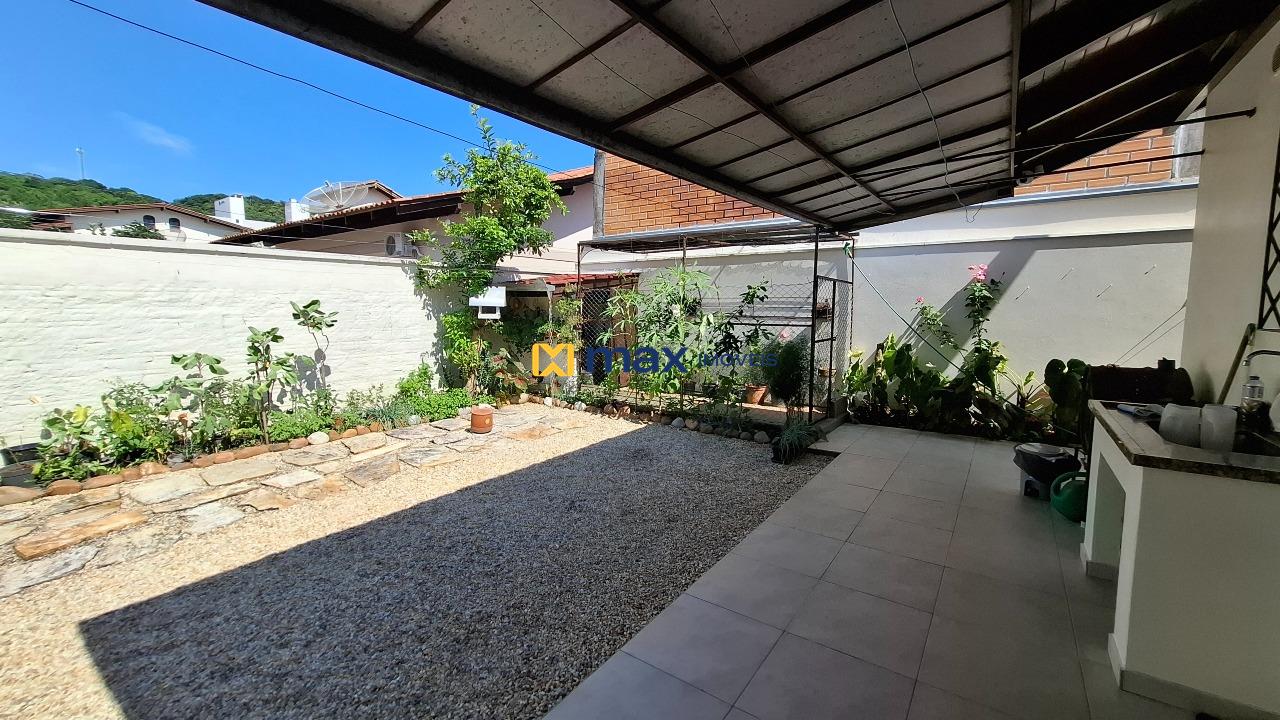 Casa à venda no Ressacada: Área externa