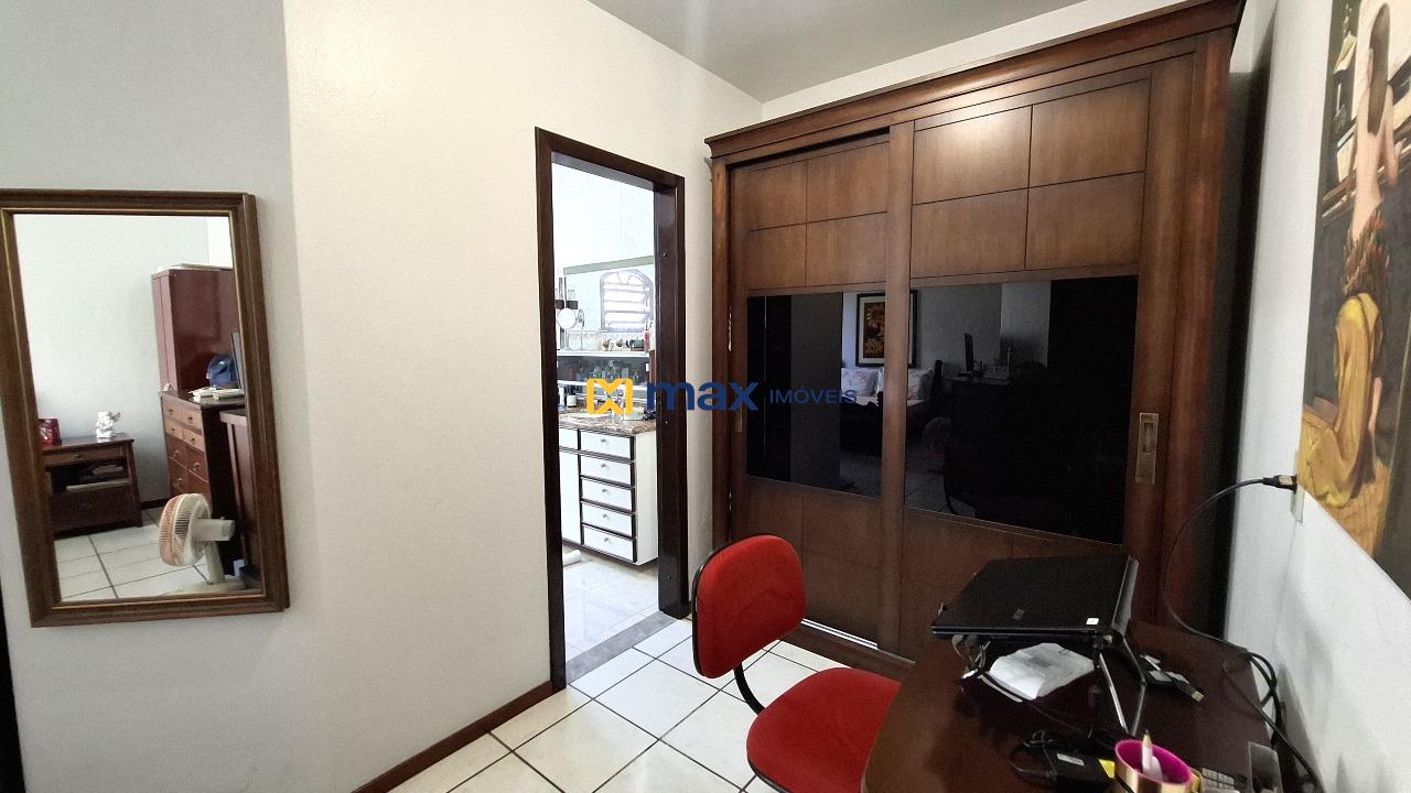 Casa à venda no Ressacada: Suíte 3