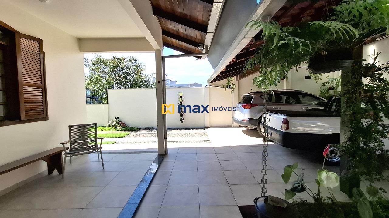 Casa à venda no Ressacada: Área externa