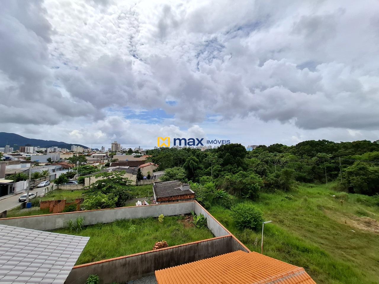Apartamento para aluguel no Gravatá: Vista da sacada
