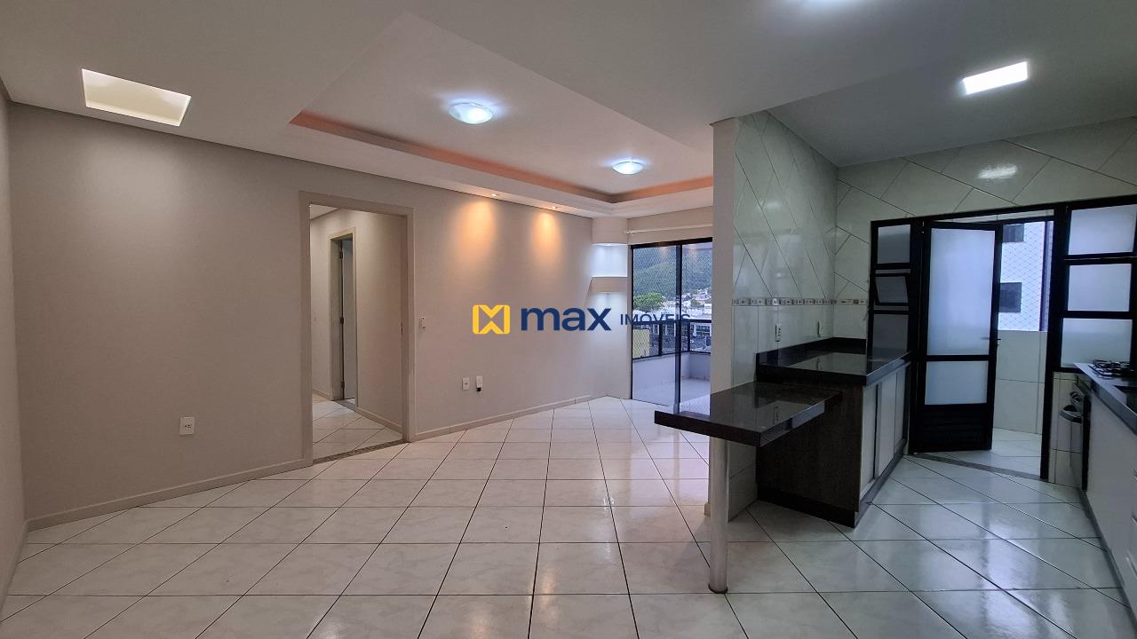 Apartamento para aluguel no Fazenda: Sala de Estar e Jantar