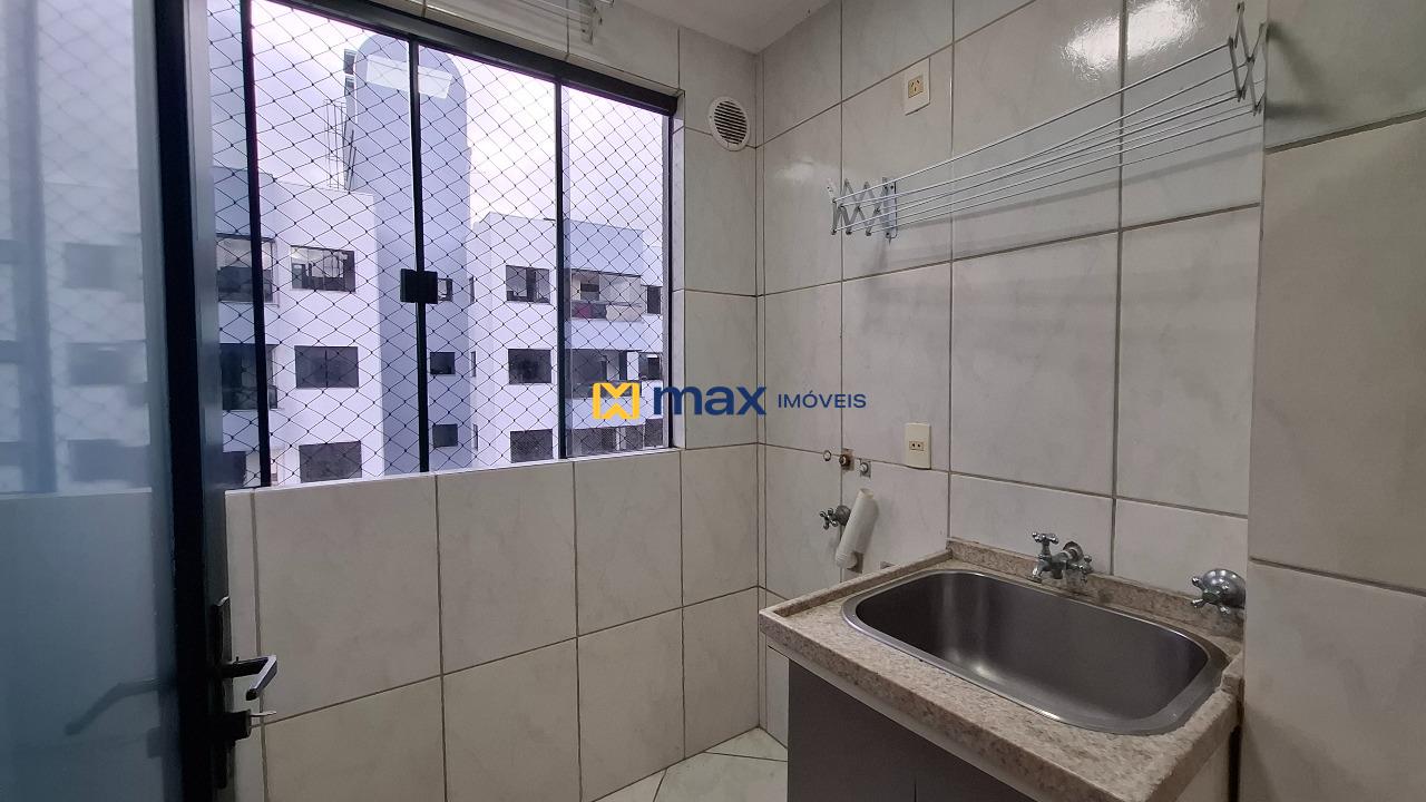 Apartamento para aluguel no Fazenda: Lavanderia