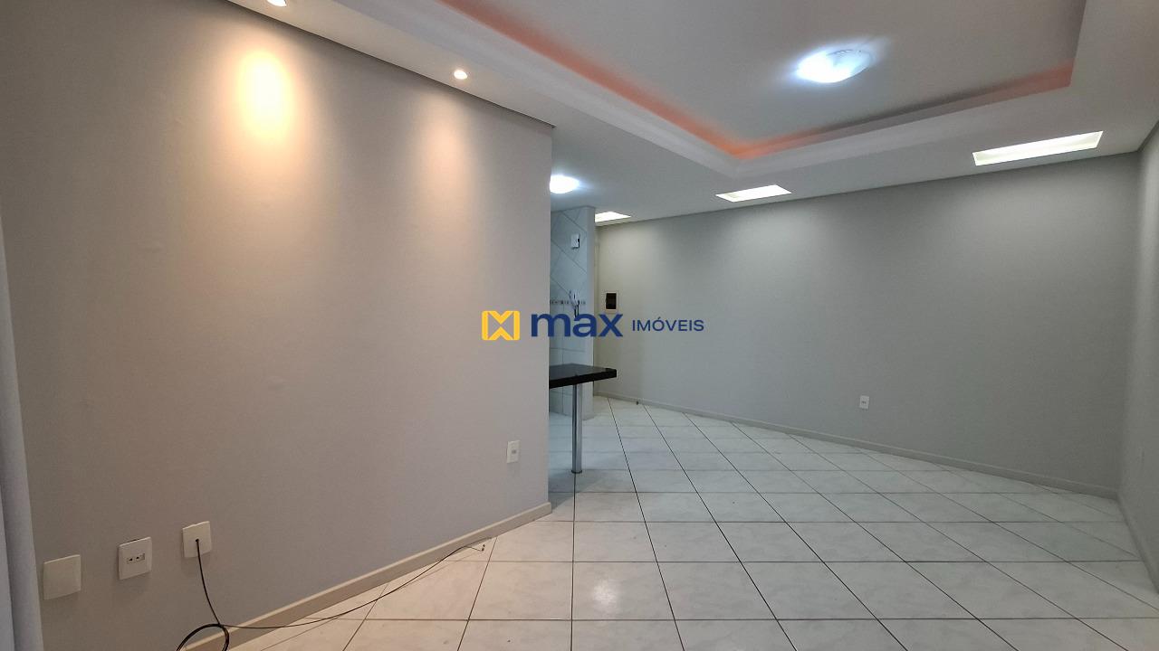 Apartamento para aluguel no Fazenda: Sala de Estar e Jantar