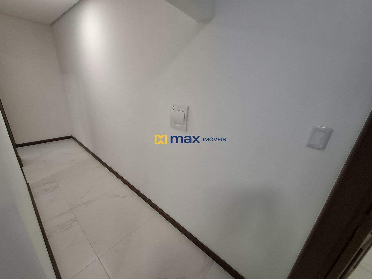 Apartamento para aluguel no Centro: Corredor