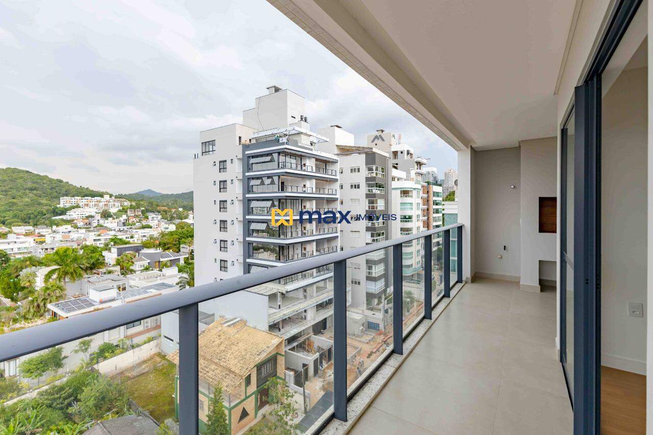 Apartamento à venda no Praia Brava: Sacada com churrasqueira