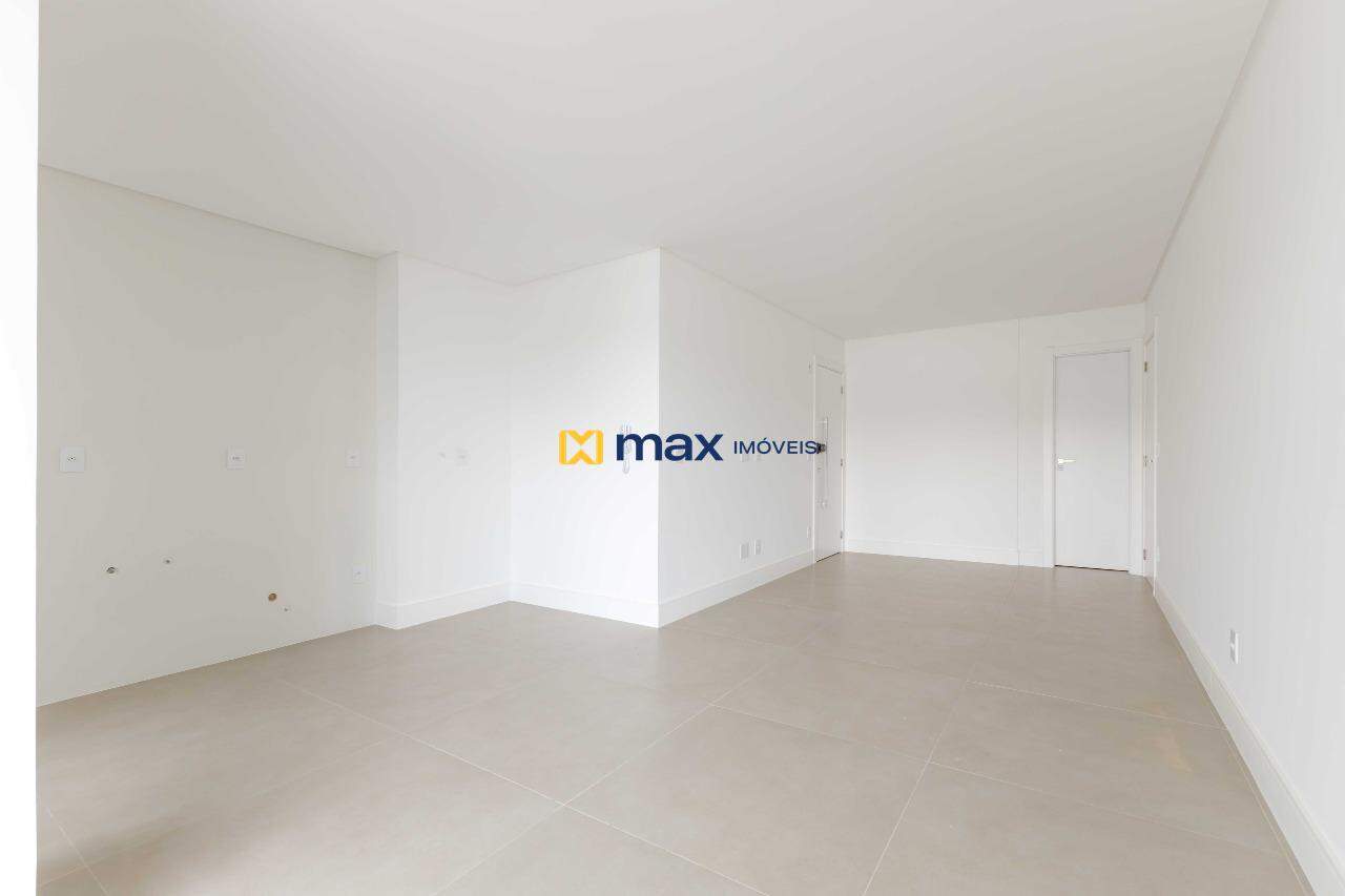 Apartamento à venda no Praia Brava: Living integrado