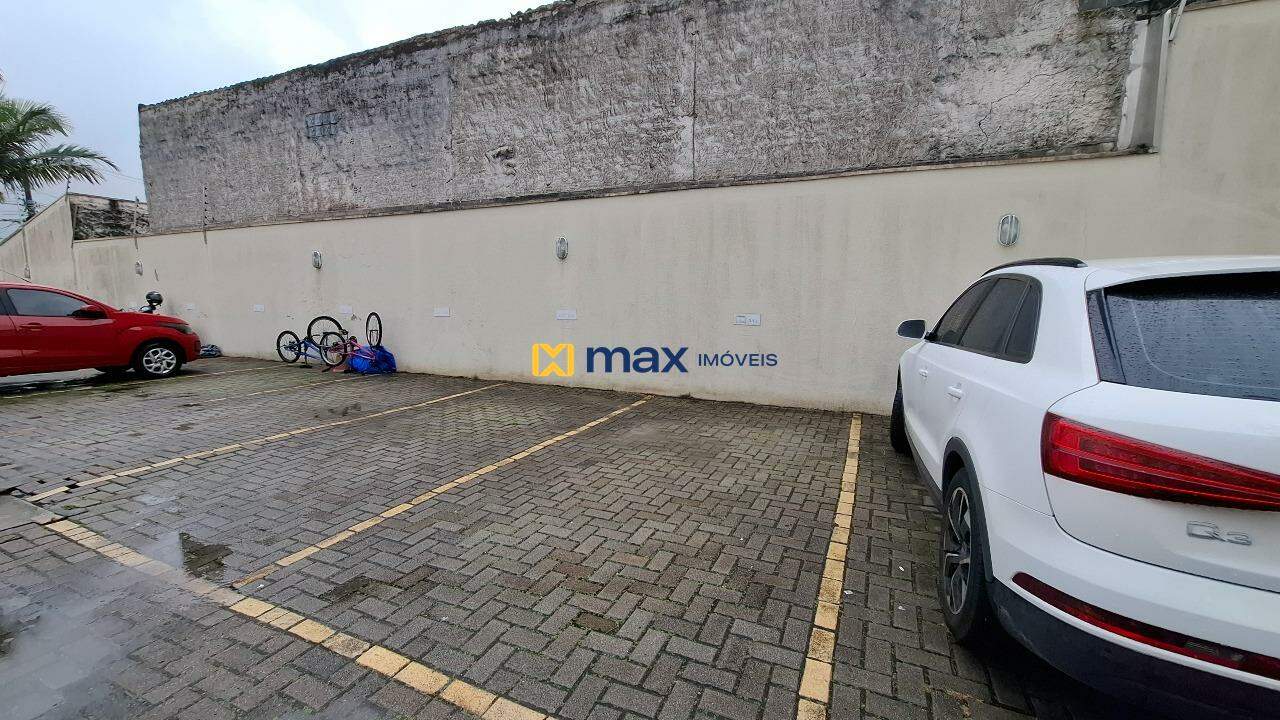 Apartamento para aluguel no Barra do Rio: Garagem