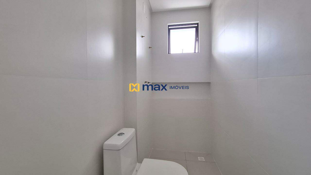 Apartamento à venda no Vila Operária: Banheiro social