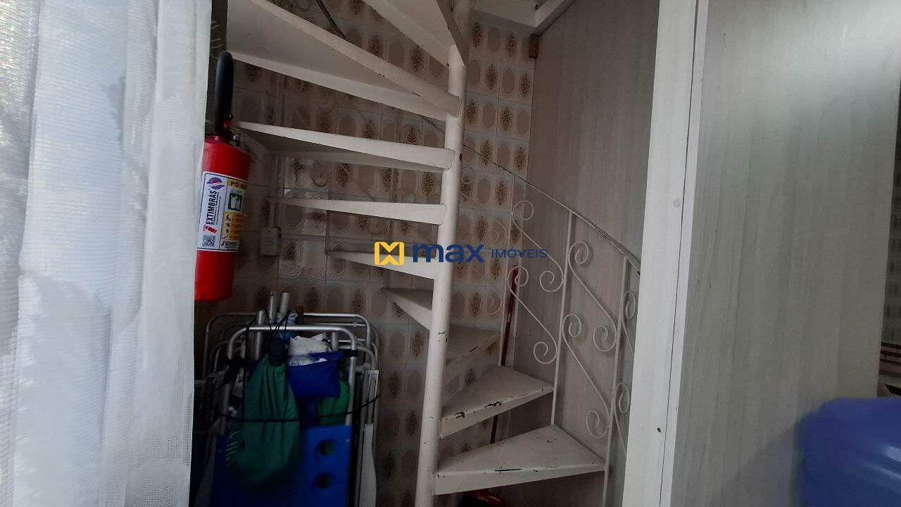 Apartamento para aluguel no Centro: Acesso Lavanderia