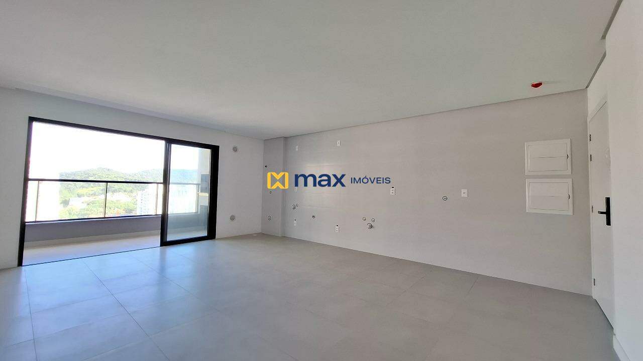 Apartamento à venda no Praia Brava: Living integrado