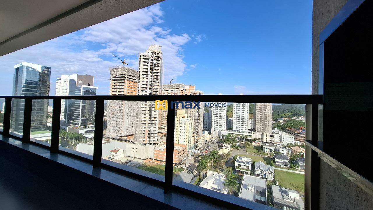 Apartamento à venda no Praia Brava: Sacada com churrasqueira