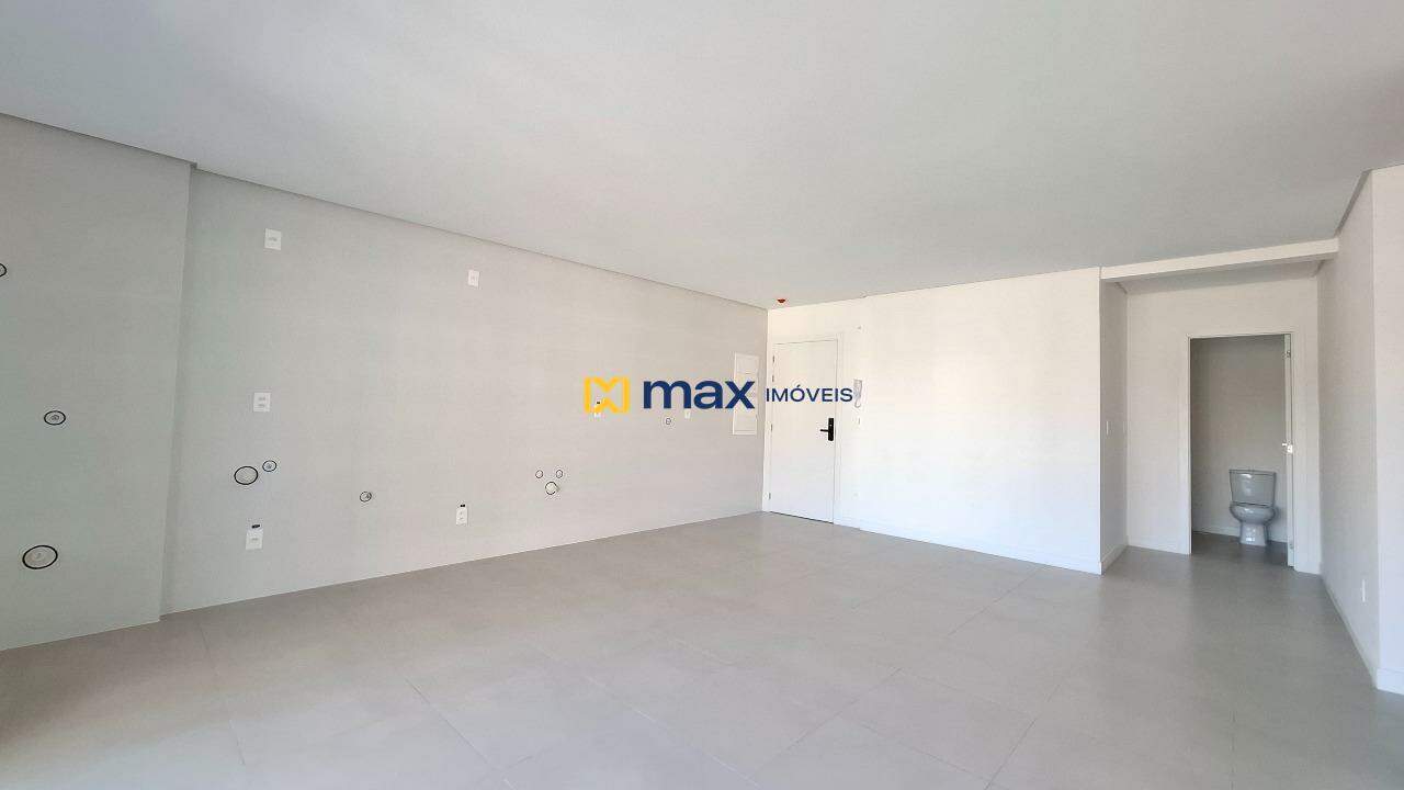 Apartamento à venda no Praia Brava: Living integrado