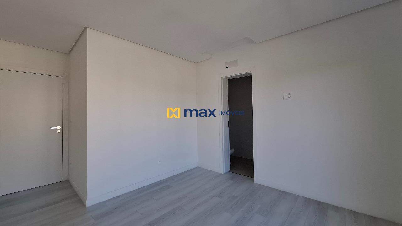 Apartamento à venda no Praia Brava: Suíte 1