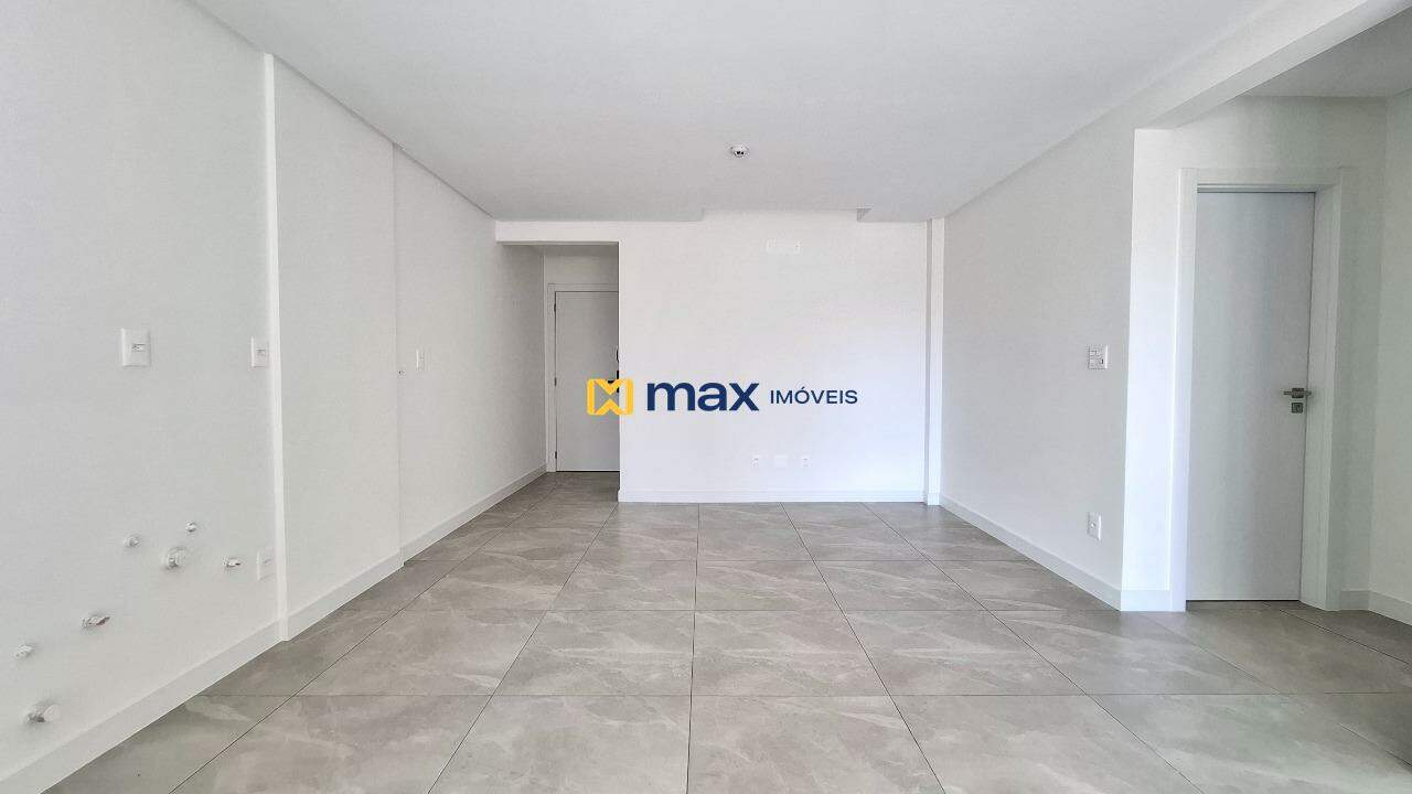 Apartamento à venda no Vila Operária: Living integrado
