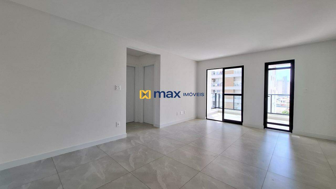 Apartamento à venda no Vila Operária: Living integrado