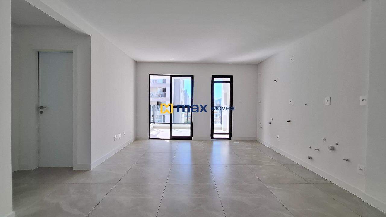 Apartamento à venda no Vila Operária: Living integrado