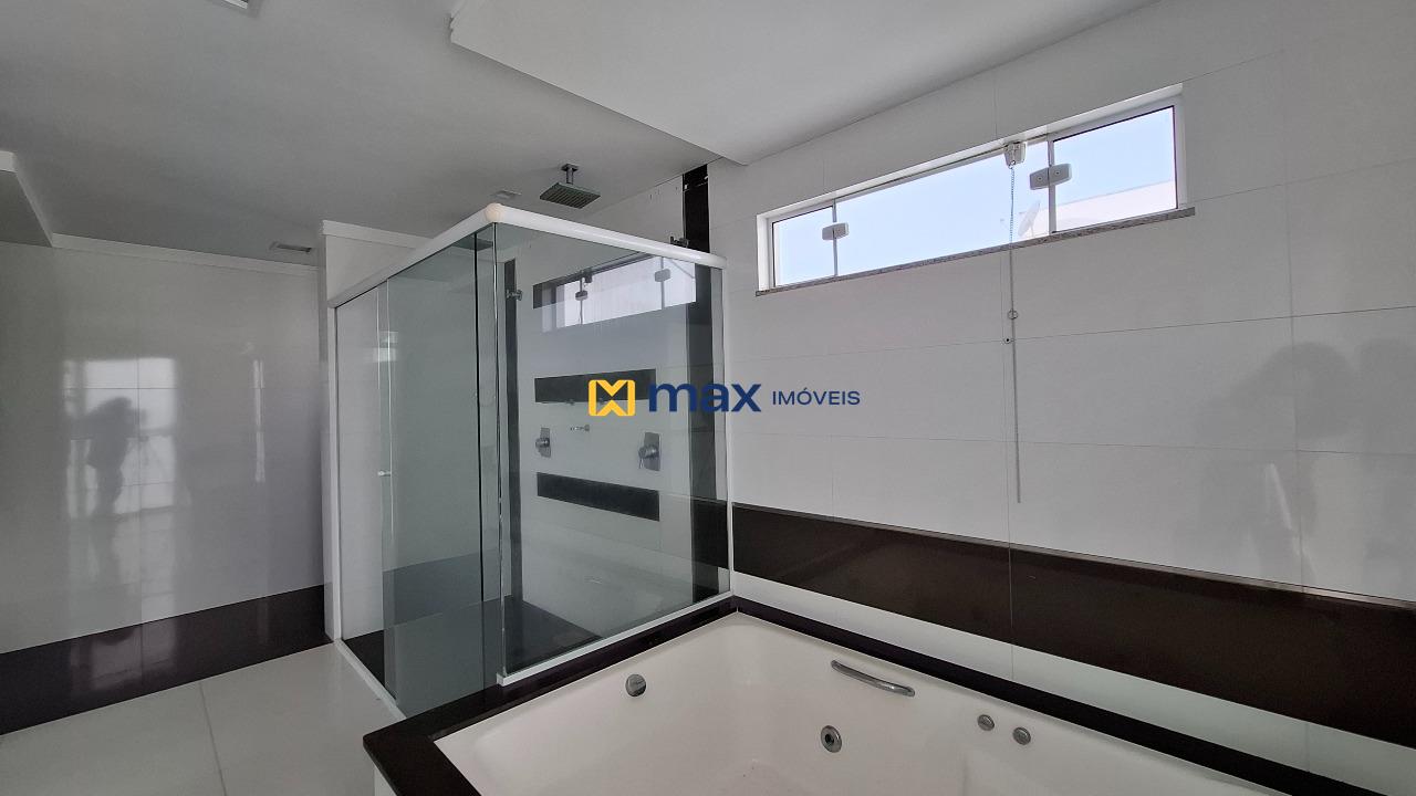 Casa à venda no Fazenda: Banheiro suíte master