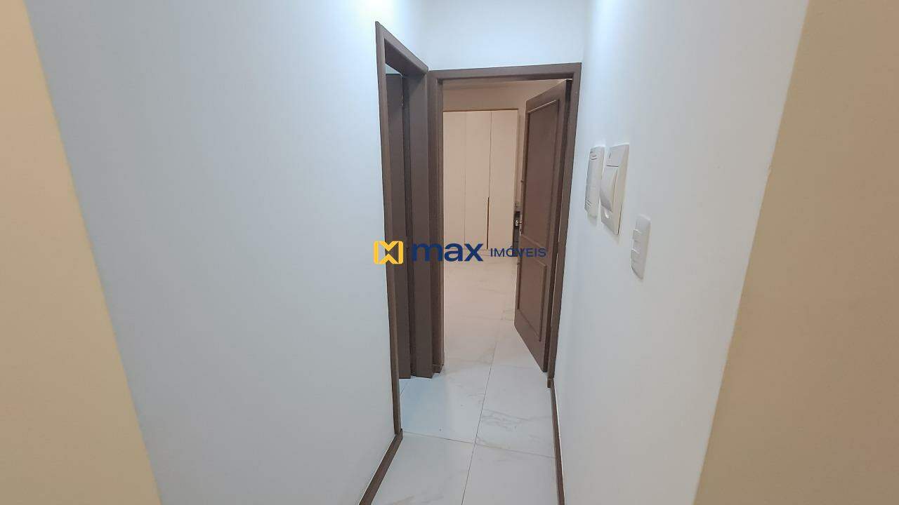 Apartamento para aluguel no Centro: Corredor