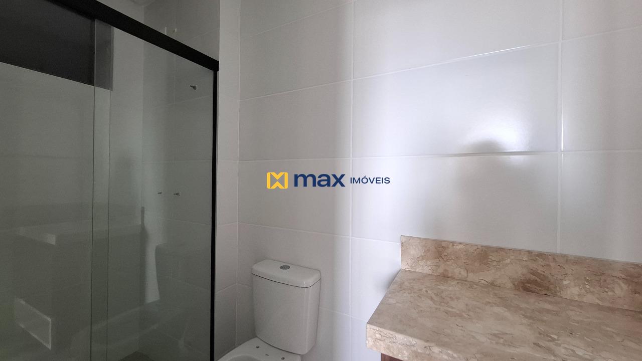 Apartamento à venda no Vila Operária: Banheiro social