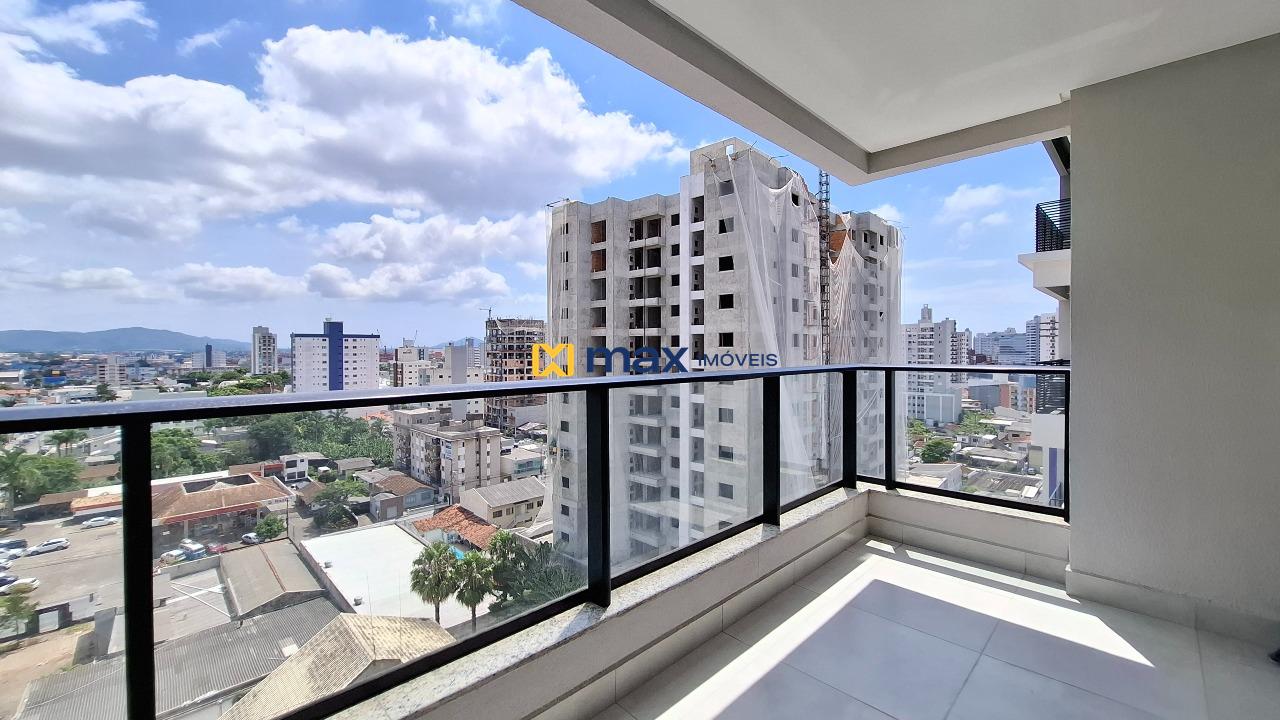 Apartamento à venda no Vila Operária: Sacada com churrasqueira