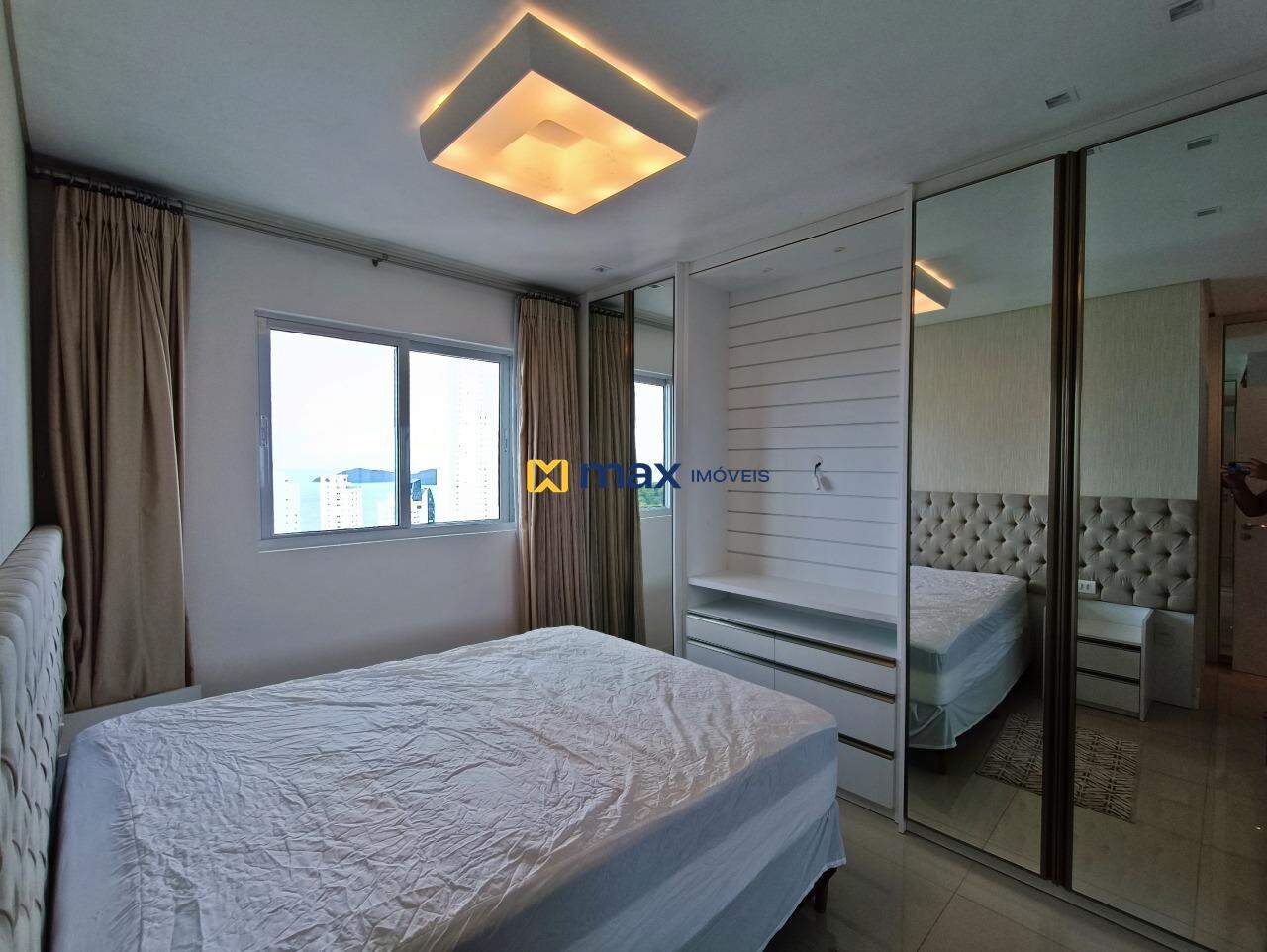 Apartamento à venda no Pioneiros: 