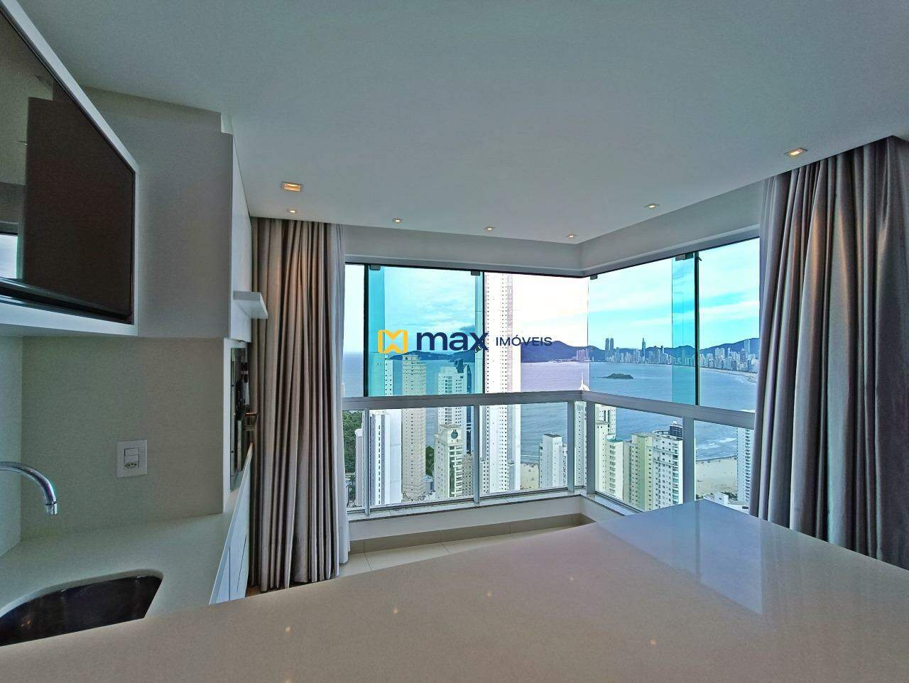 Apartamento à venda no Pioneiros: 