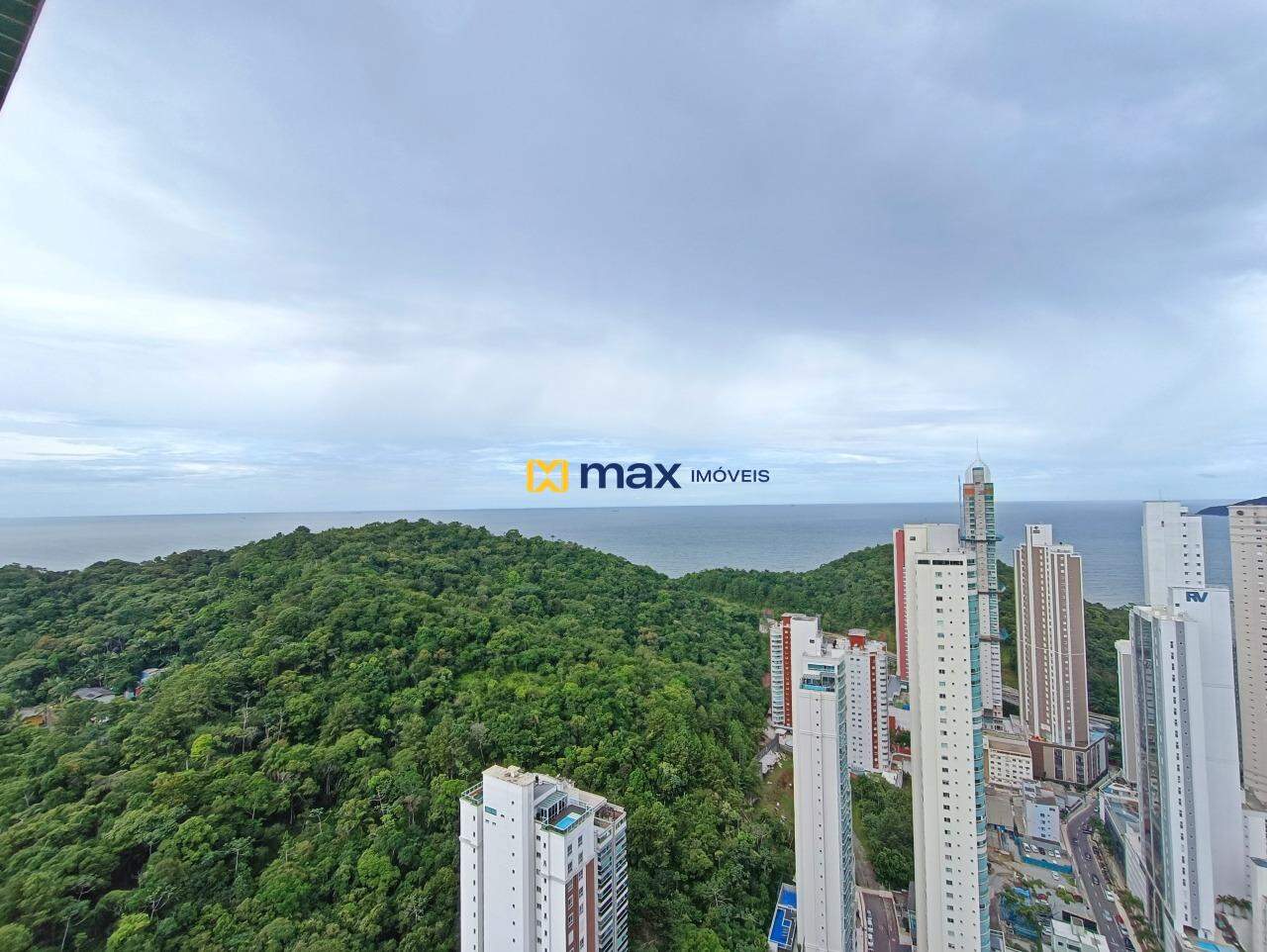 Apartamento à venda no Pioneiros: 